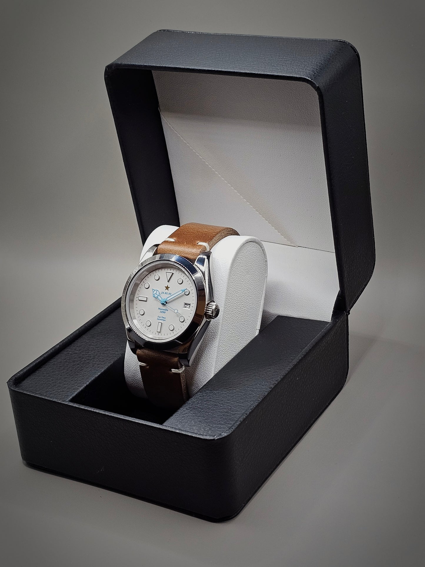 Coup de coeur: La Phocéenne - Bracelet cuir marron - Livraison offerte